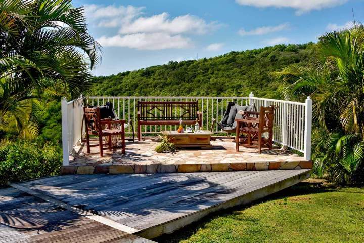Terrasse ensoleillée Martinique