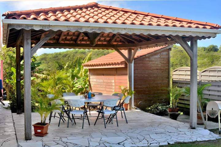 Terrasse extérieure en Martinique